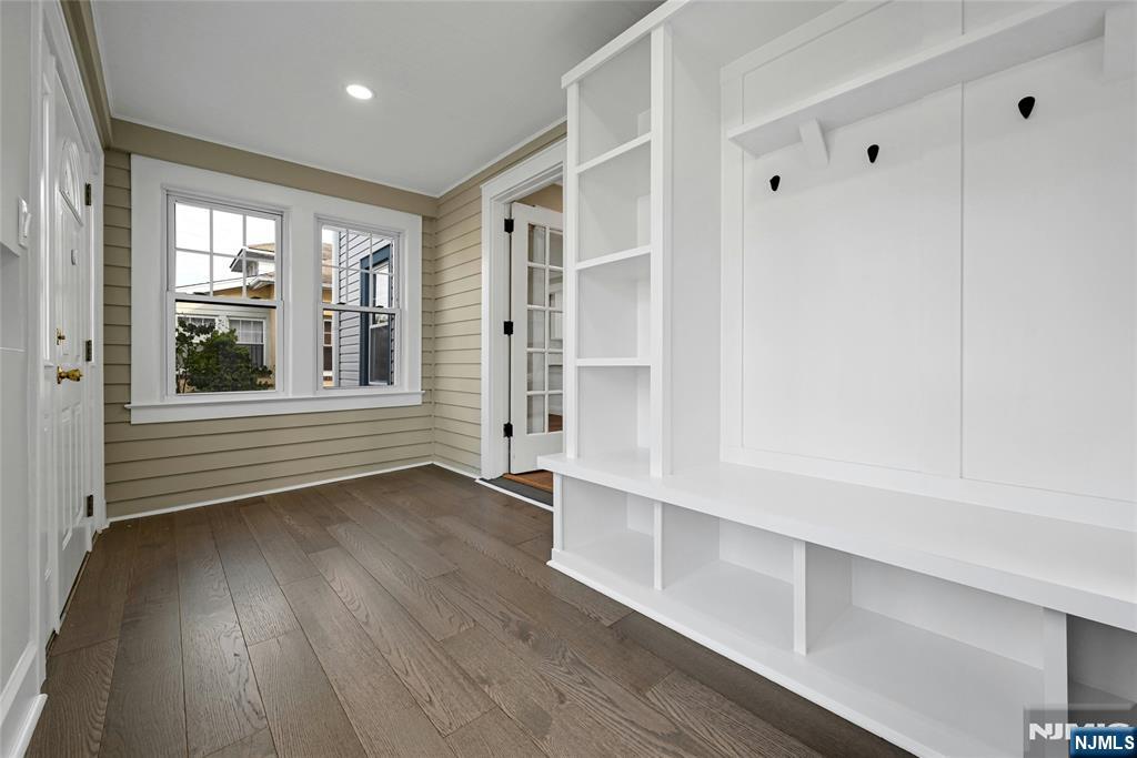 25 Marinus Street