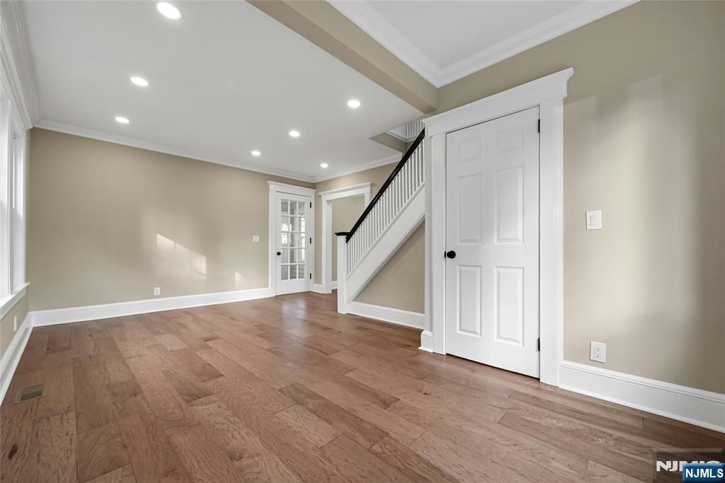 25 Marinus Street