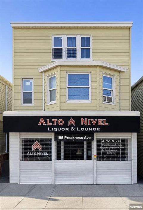 Photo of 195 Preakness, Paterson, NJ 07502 (MLS # 26001517)