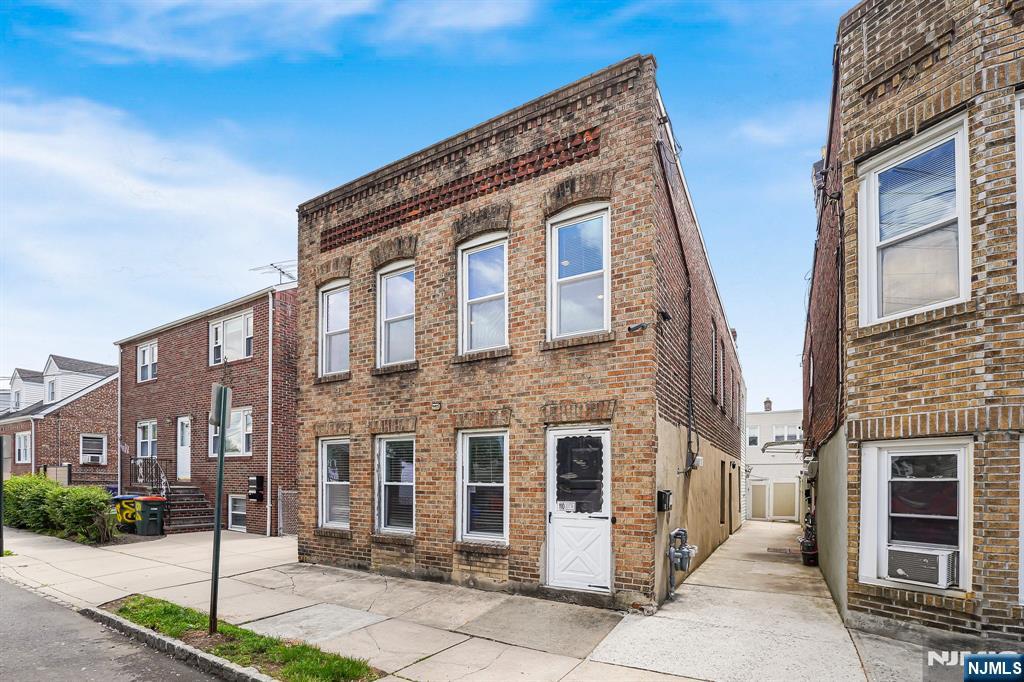 Property for Sale at 62 Naples Avenue, Belleville, New Jersey - Bedrooms: 3 
Bathrooms: 2 
Rooms: 7  - $499,000