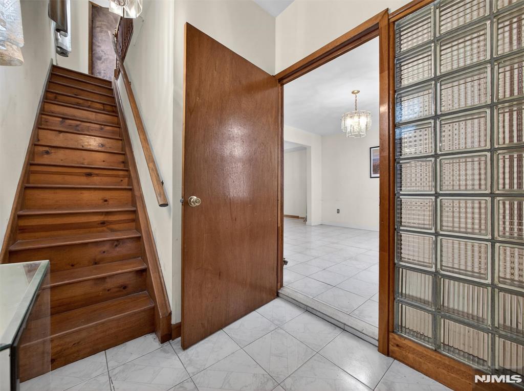 31 5th Street