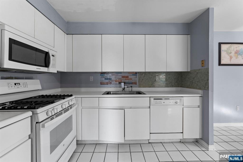 301 Livingston Court