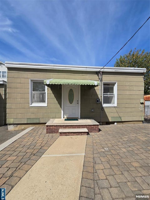 Photo of 712714 Warren ST #714 Rear, Harrison, NJ 07029 (MLS # 26033187)