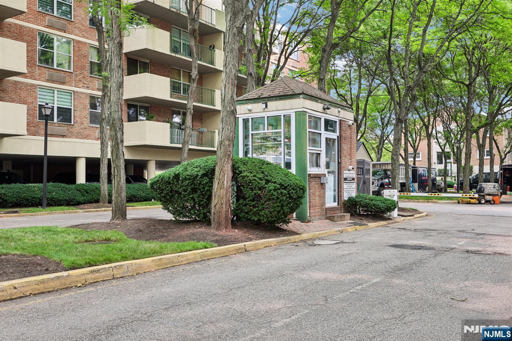200 Grand Cove Way 2D