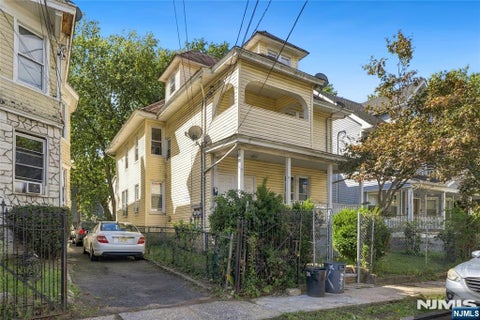 Photo of 10 Howell Place, Newark, NJ 07106 (MLS # 26038617)