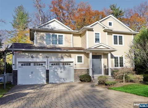 53 Hamilton Place Tenafly NJ 07670