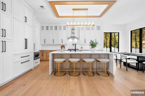 Photo of 742 Prospect Street, Glen Rock, NJ 07452 (MLS # 25032568)