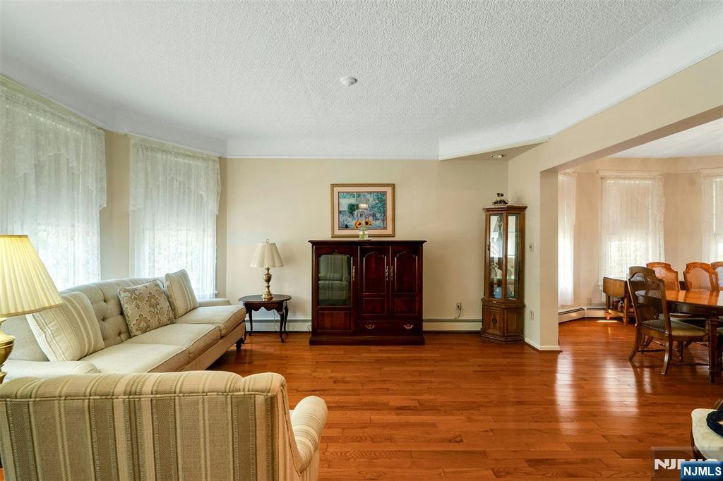 79 Dewitt Avenue