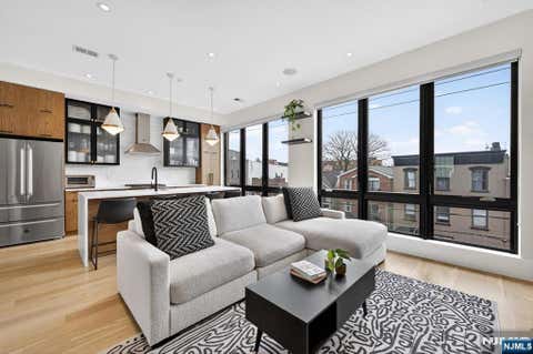 Photo of 339 Palisade Avenue #C, Jersey City, NJ 07307 (MLS # 26029516)