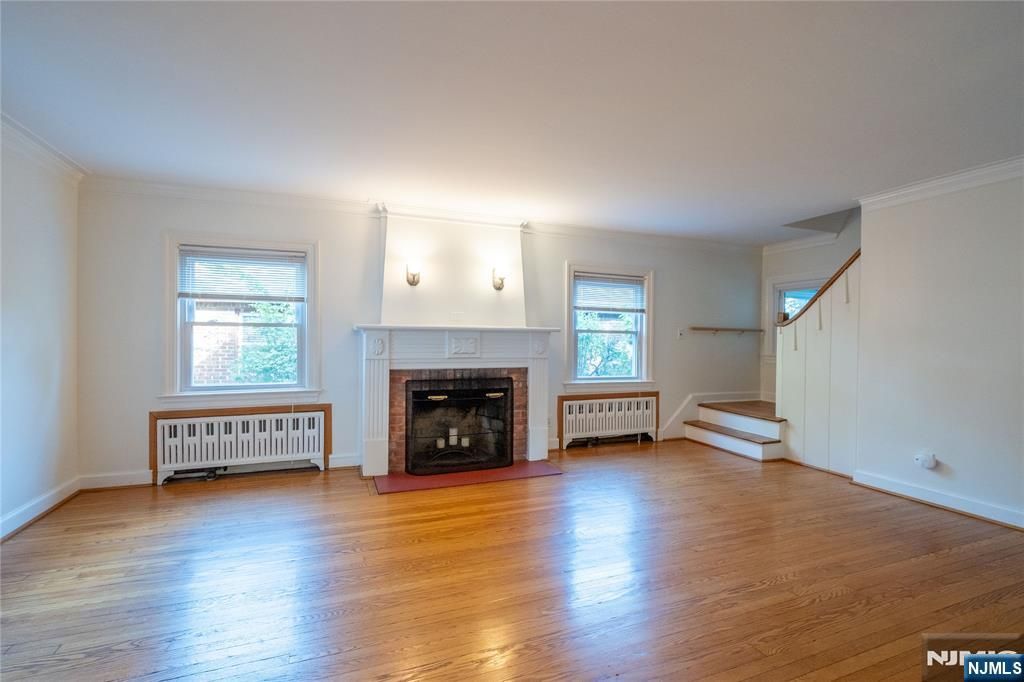 Photo of 141 Moore Avenue, Leonia, NJ 07605 (MLS # 25030996)