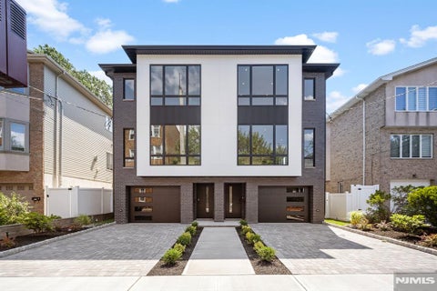 Photo of 264 Grant Avenue, Cliffside Park, NJ 07010 (MLS # 26027972)