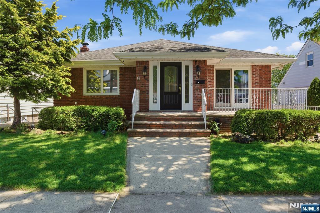 48 Burns Avenue 2