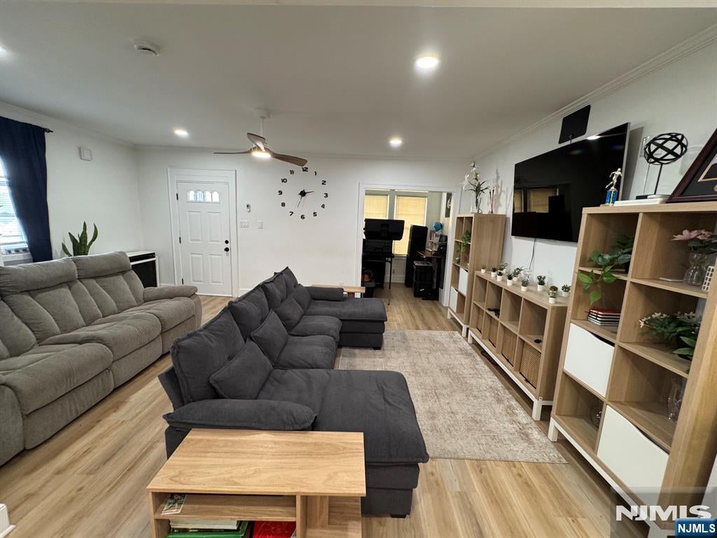 245 Linden Avenue