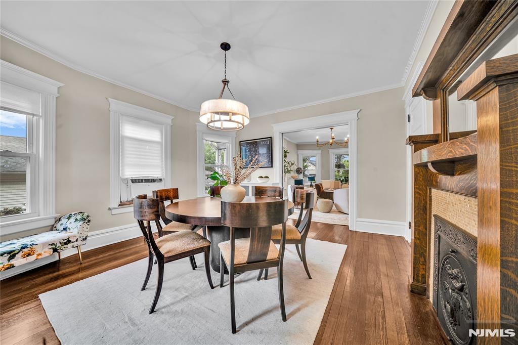 25 Orange Heights Avenue