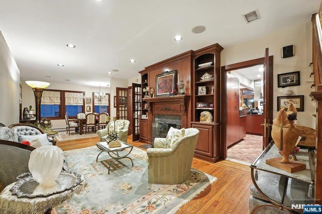 435 Park Avenue
