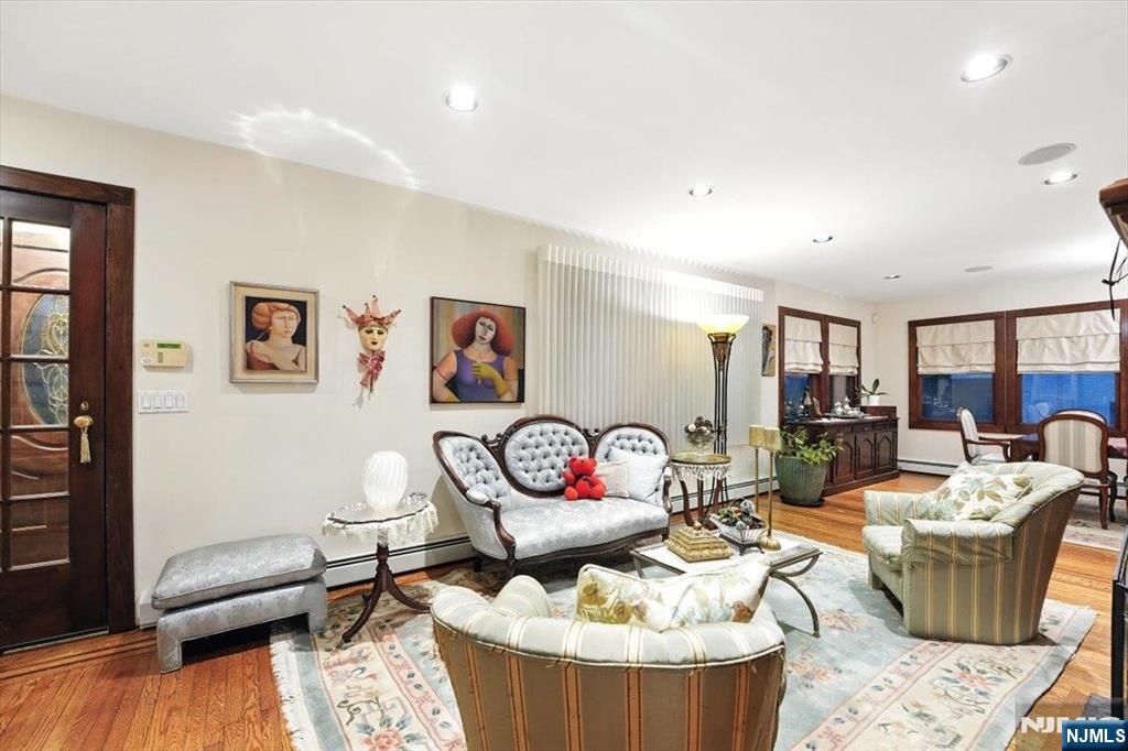 435 Park Avenue