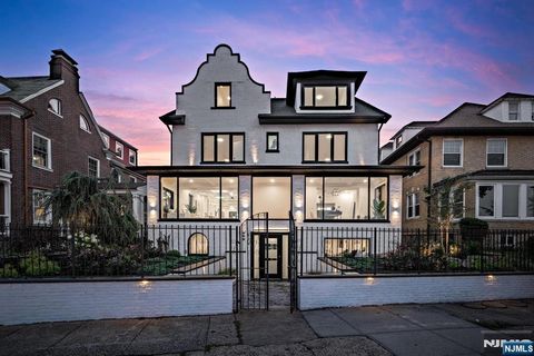 Photo of 829 Boulevard East, Weehawken, NJ 07086 (MLS # 25027863)