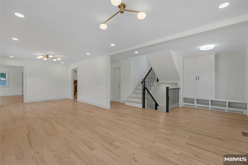 11 John Place
