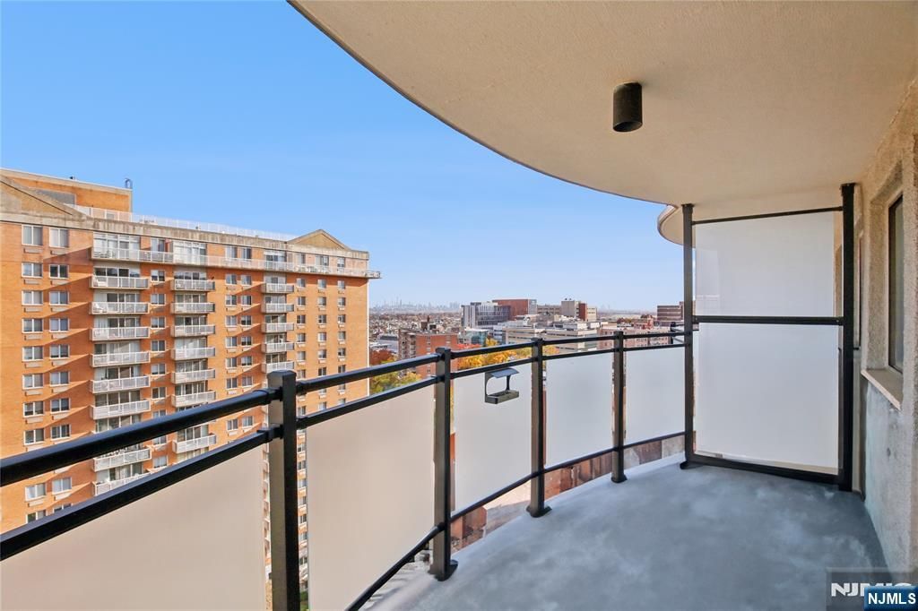 Photo of 125 Prospect Avenue #17G, Hackensack, NJ 07601 (MLS # 26006701)