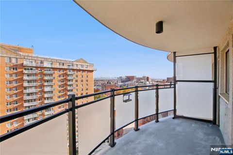 125 Prospect Avenue 17G Hackensack NJ 07601