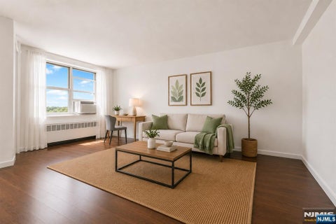 Photo of 1450 Palisade Avenue #6F, Fort Lee, NJ 07024 (MLS # 26033918)