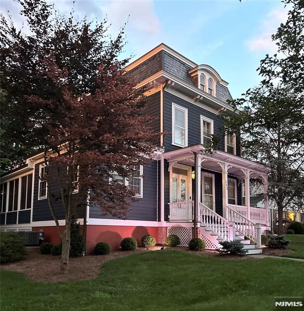 Photo of 343 Demarest Avenue, Closter, NJ 07624 (MLS # 25015976)