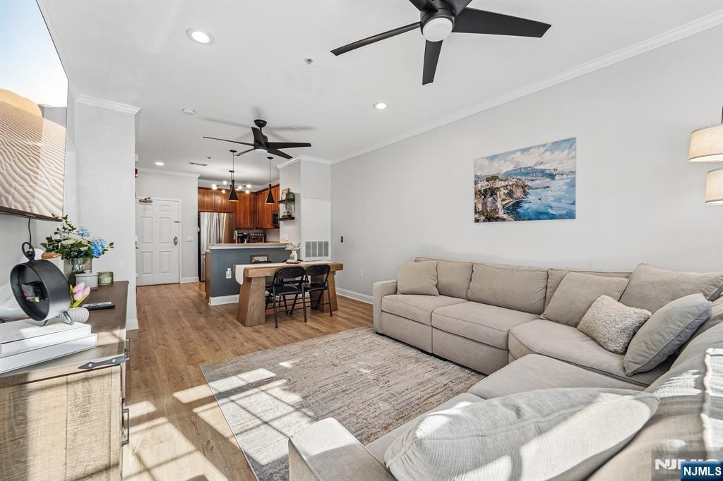 1118 Wharton Court