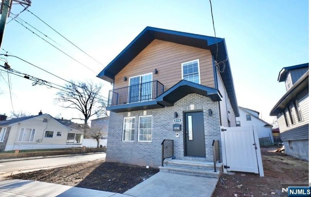 Photo of 236238 Keer Avenue, Newark, NJ 07112 (MLS # 26000943)