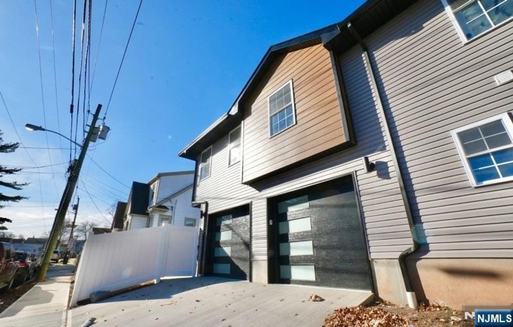 Photo of 236238 Keer Avenue, Newark, NJ 07112 (MLS # 26000943)