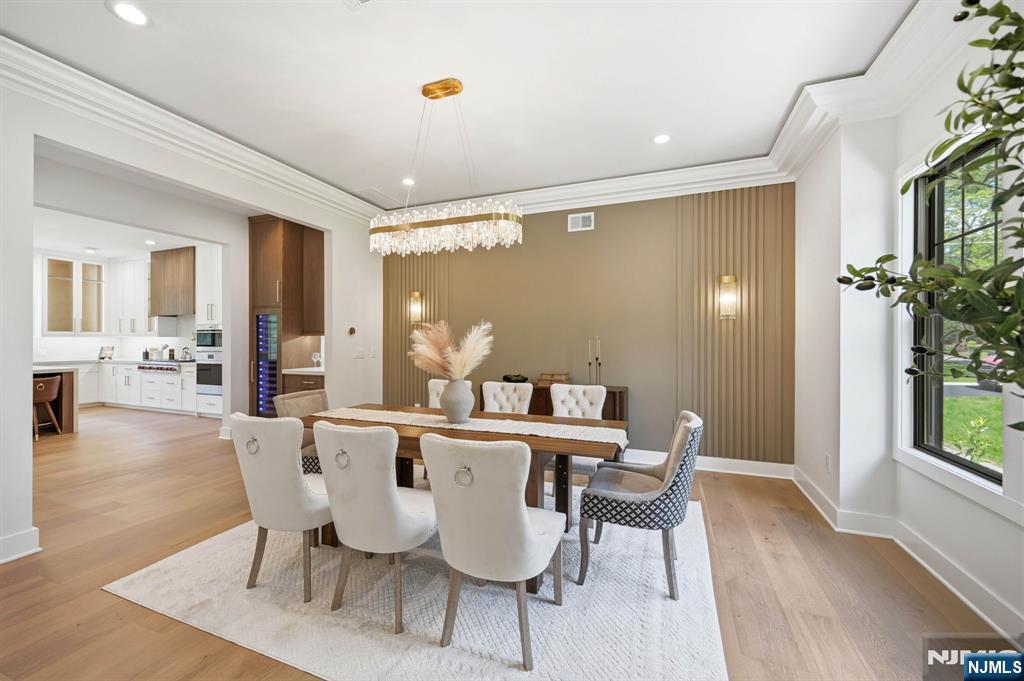 1 Clive Hills Road