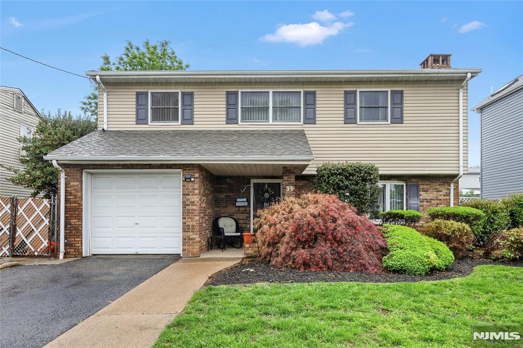 33 Bobbink Terrace