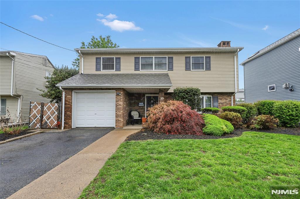 33 Bobbink Terrace