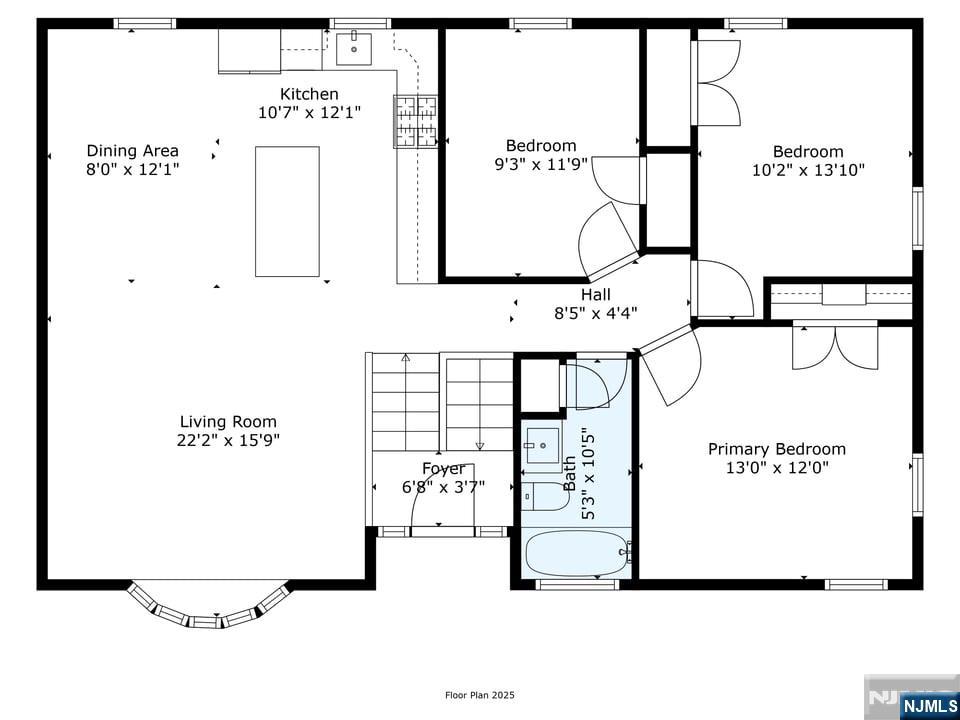 Main image without alt text