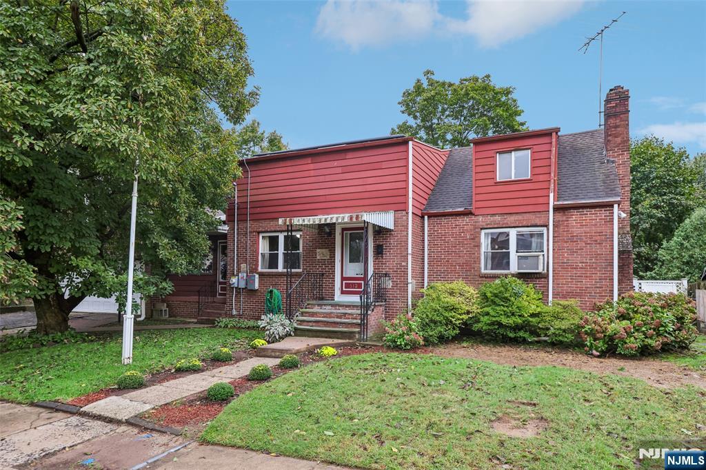 513 Chestnut Place