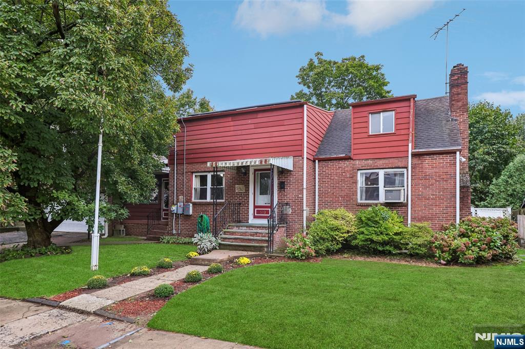 513 Chestnut Place