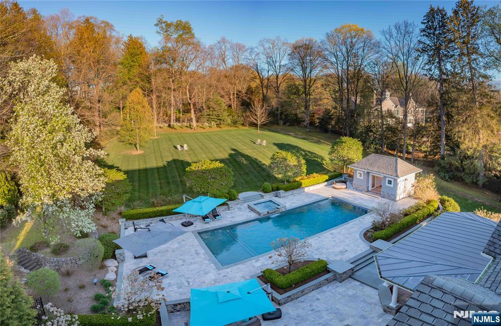 236 E Saddle River Road