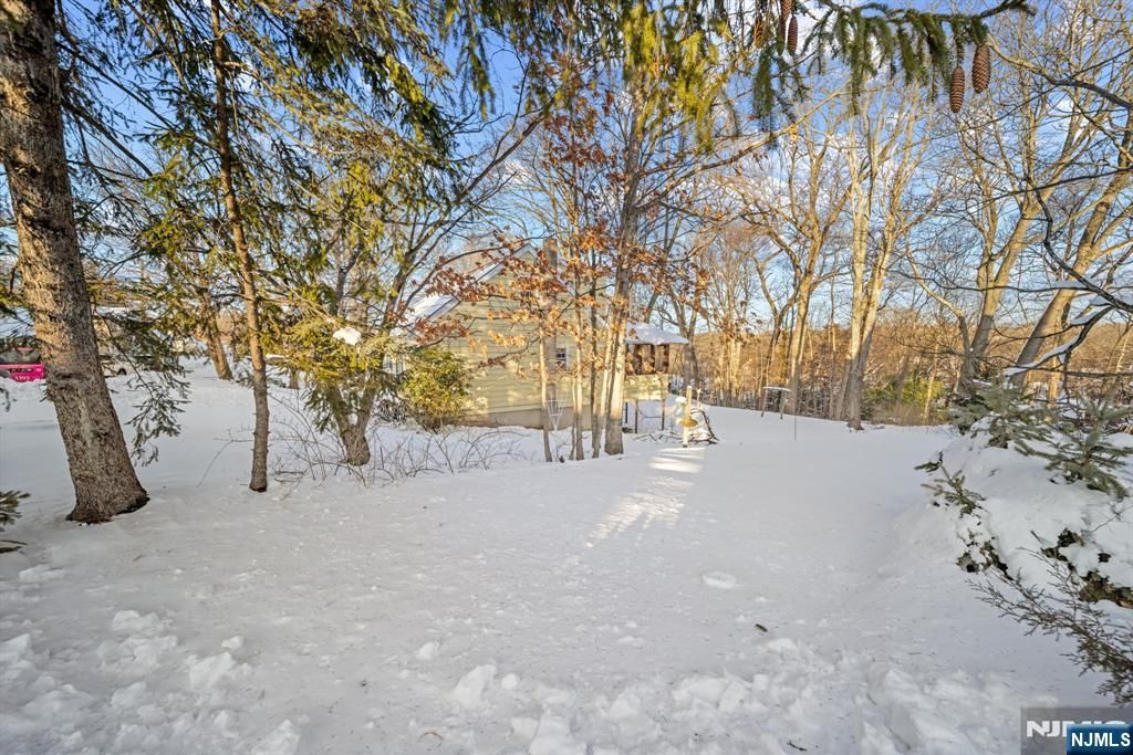 Photo of 212 Spruce Street, Midland Park, NJ 07432 (MLS # 26000595)