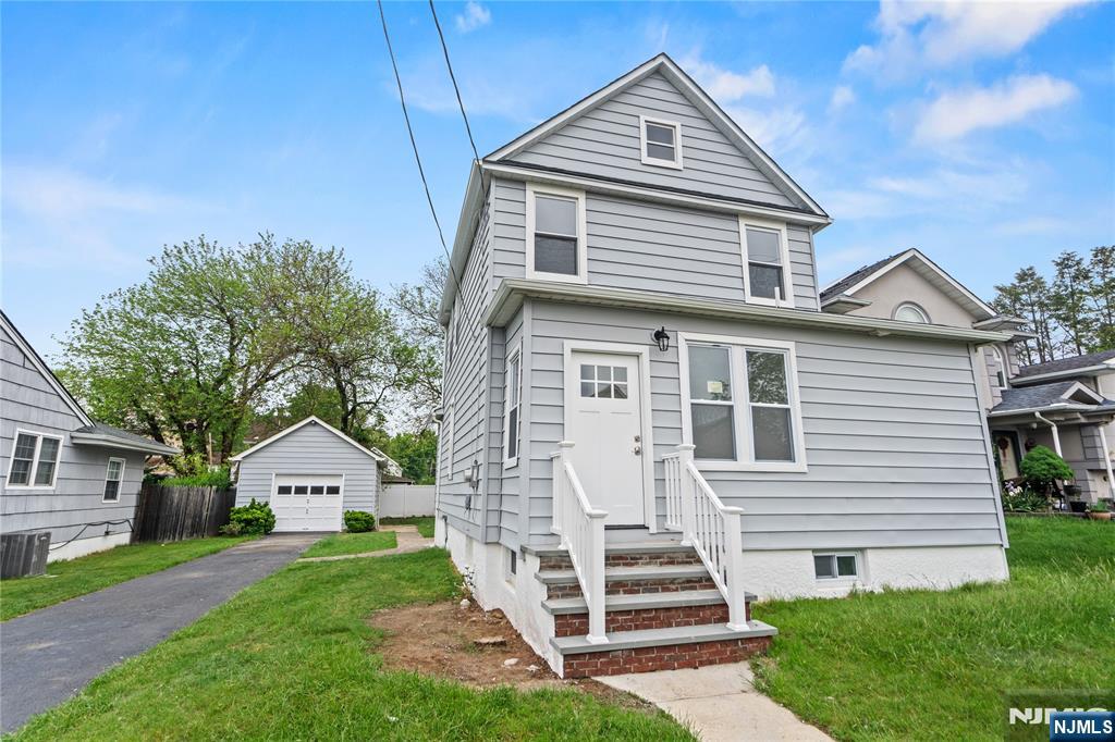 59 Hillside Avenue