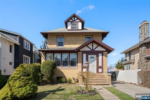 1097 Anderson Avenue Fort Lee NJ 07024