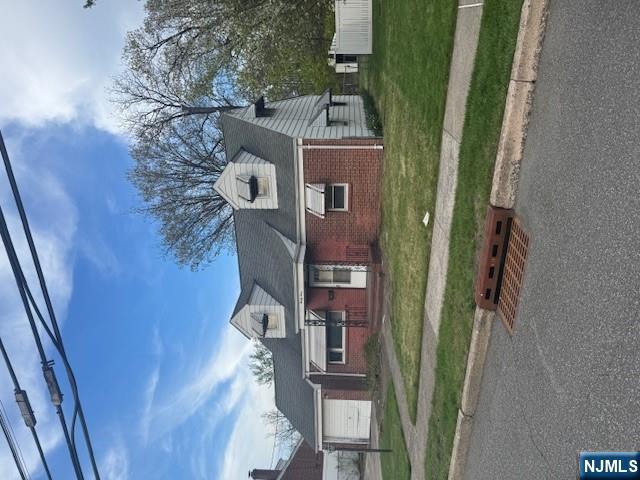 Property for Sale at 23 Liberty Street, Saddle Brook, New Jersey - Bedrooms: 4 
Bathrooms: 2 
Rooms: 7  - $425,000