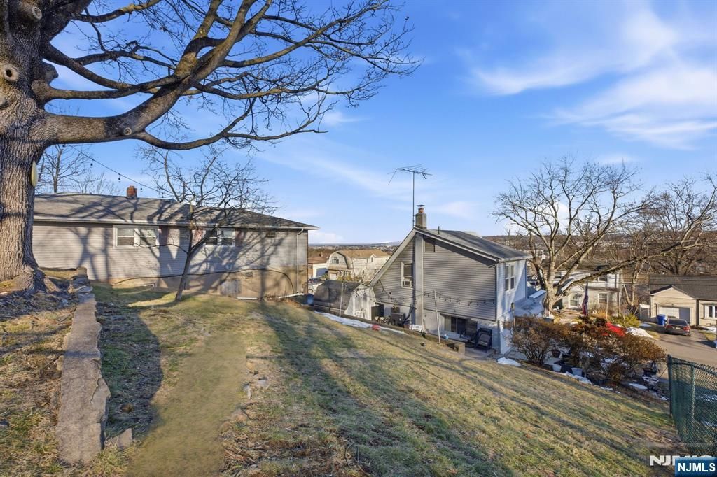 Photo of 160 Barnert Avenue, Totowa, NJ 07512 (MLS # 26006995)