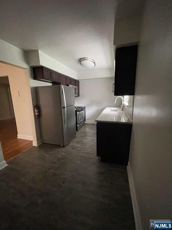 280-320 Oak Street 284D