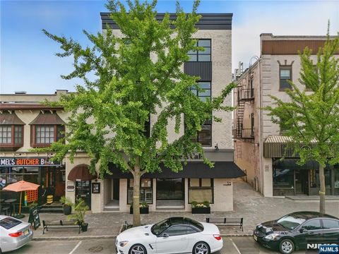 Photo of 11 W Railroad Ave #2, Tenafly, NJ 07670 (MLS # 26027794)