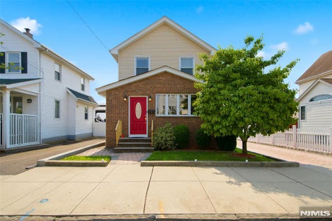 Photo of 142 Morgan Place, North Arlington, NJ 07031 (MLS # 26034631)