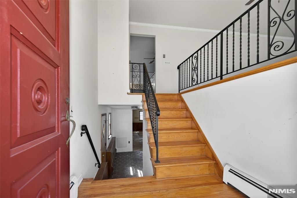 Photo of 120 Kenneth Avenue, Fair Lawn, NJ 07410 (MLS # 26007333)