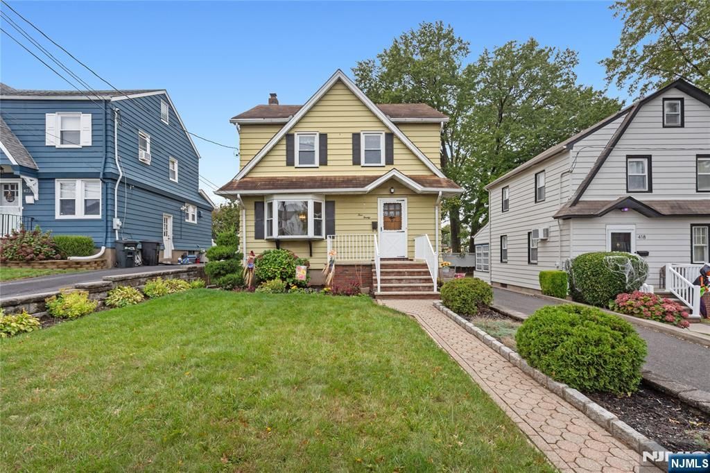 Photo of 420 Innes Road, Wood Ridge, NJ 07075 (MLS # 25036809)