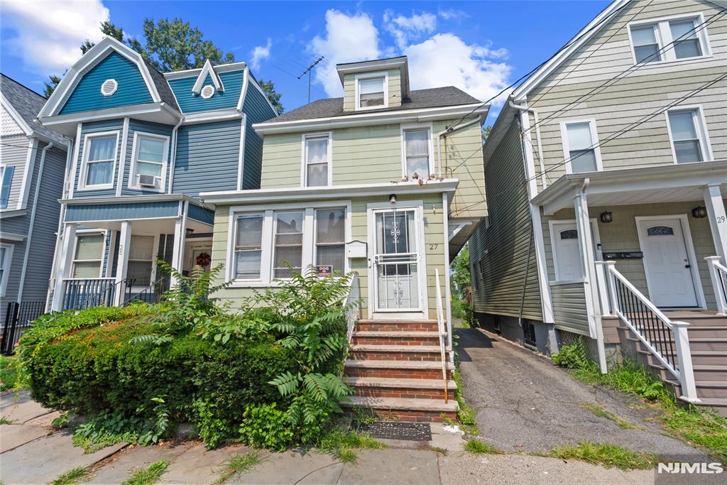27 Cummings Street