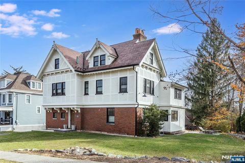 11 Upper Mountain Avenue Montclair NJ 07042