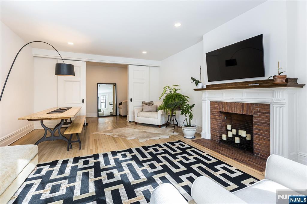 11 Upper Mountain Avenue