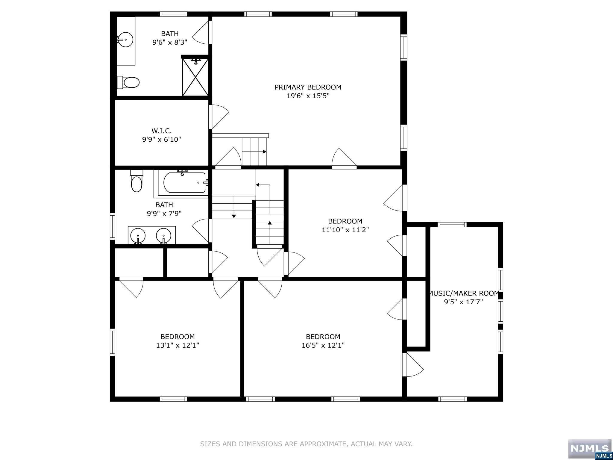 Main image without alt text